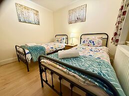 1b-sleeps4-freeparking-pets-wifi-london