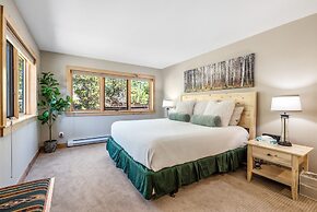 Quicksilver 1636 3-bedroom w/ balcony,pool,hot tub 3 Condo