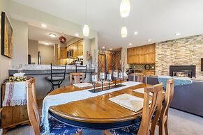 Quicksilver 1636 3-bedroom w/ balcony,pool,hot tub 3 Condo