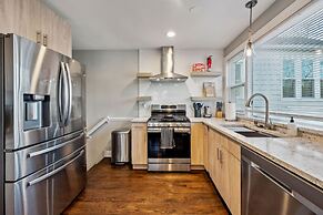 Charming Belmont Heights Oasis 4 Bedroom Home