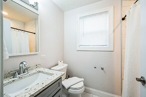 Charming Belmont Heights Oasis 4 Bedroom Home