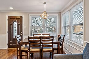 Charming Belmont Heights Oasis 4 Bedroom Home