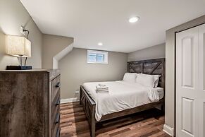 Charming Belmont Heights Oasis 4 Bedroom Home