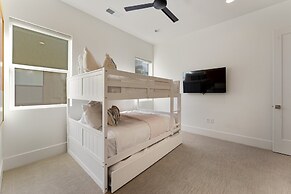 Villa #29 At Bloomington Country Club 4 Bedroom Townhouse