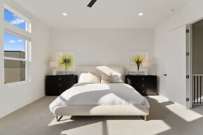 Villa #29 At Bloomington Country Club 4 Bedroom Townhouse