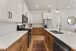 Villa #29 At Bloomington Country Club 4 Bedroom Townhouse