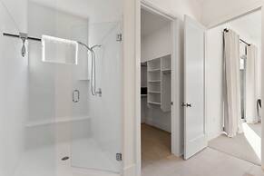 Villa #29 At Bloomington Country Club 4 Bedroom Townhouse