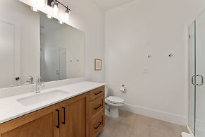 Villa #29 At Bloomington Country Club 4 Bedroom Townhouse