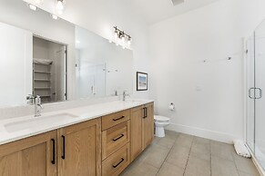 Villa #27 At Bloomington Country Club 4 Bedroom Townhouse