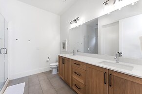 Villa #28 At Bloomington Country Club 4 Bedroom Townhouse