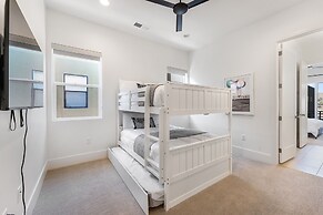 Villa #28 At Bloomington Country Club 4 Bedroom Townhouse