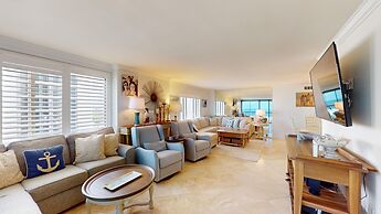 Sandarac 502b: Beachfront 3br Condo W/ Pool & Views 3 Bedroom Condo