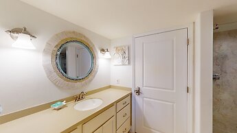 Sandarac 502b: Beachfront 3br Condo W/ Pool & Views 3 Bedroom Condo