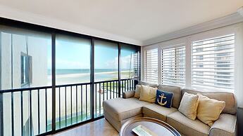 Sandarac 502b: Beachfront 3br Condo W/ Pool & Views 3 Bedroom Condo