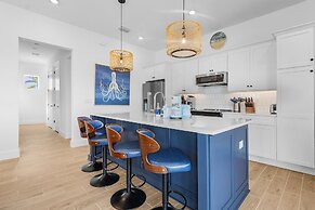 118 Fairweather Ln - Brand New 4 Bed+den/4.5 Bath Home W.hot Tub 4 Bed