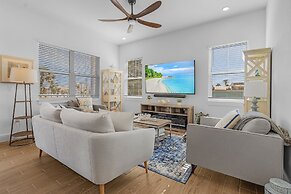 118 Fairweather Ln - Brand New 4 Bed+den/4.5 Bath Home W.hot Tub 4 Bed