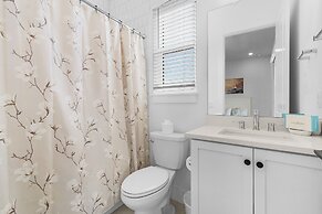 118 Fairweather Ln - Brand New 4 Bed+den/4.5 Bath Home W.hot Tub 4 Bed