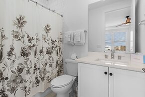 118 Fairweather Ln - Brand New 4 Bed+den/4.5 Bath Home W.hot Tub 4 Bed