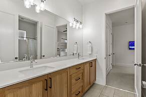 Villa #12 At Bloomington Country Club 4 Bedroom Townhouse