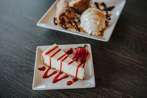 Villa #01 At Bloomington Country Club 3 Bedroom Condo