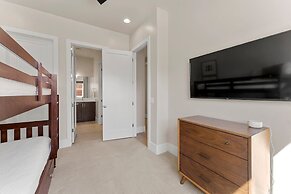 Villa #01 At Bloomington Country Club 3 Bedroom Condo