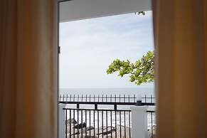 Golden Sands Cherai