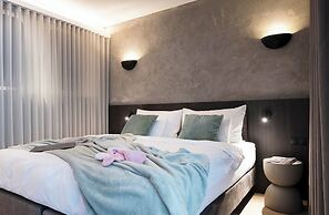 ELVA Premium Apartment Hotel