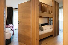 ELVA Premium Apartment Hotel