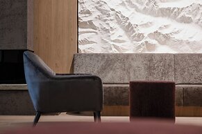ELVA Premium Apartment Hotel