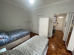 Carvalho de Mendonça 13-29