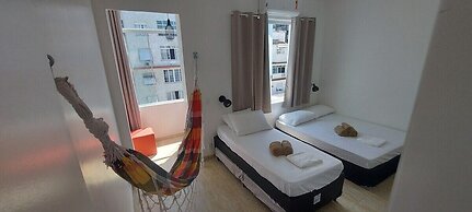 Carvalho de Mendonça 13-29