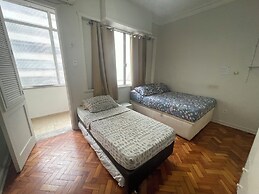 Carvalho de Mendonça 13-29