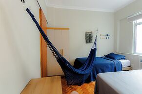 Carvalho de Mendonça 13-29