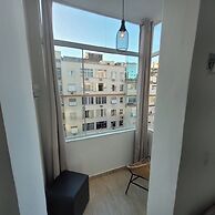 Carvalho de Mendonça 13-29