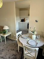 Peak District - 2 Beds - Sleeps 4 - Pet Friendly