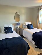 Peak District - 2 Beds - Sleeps 4 - Pet Friendly