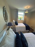 Peak District - 2 Beds - Sleeps 4 - Pet Friendly