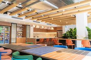 Student Only The Switch Kensington