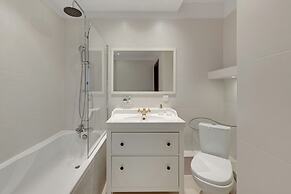 Top Floor z Widokiem na Morze by Downtown Apartments