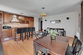 Top Floor z Widokiem na Morze by Downtown Apartments