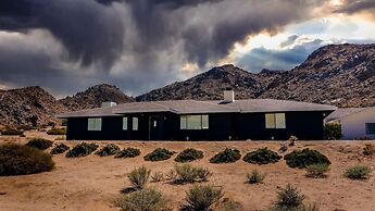 @ Marbella Lane - Zen-like Ambiance 3BR Home in JT