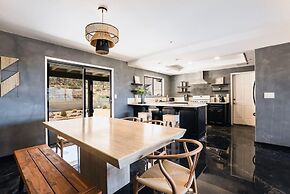 @ Marbella Lane - Zen-like Ambiance 3BR Home in JT