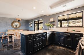 @ Marbella Lane - Zen-like Ambiance 3BR Home in JT