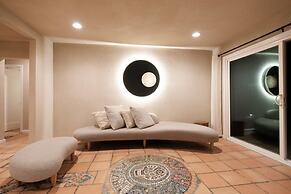 @ Marbella Lane - Moon Designer Home Close to Jtnp