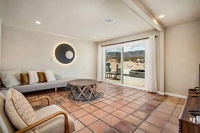 @ Marbella Lane - Moon Designer Home Close to Jtnp