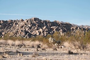 @ Marbella Lane - Moon Designer Home Close to Jtnp