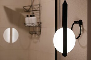 @ Marbella Lane - Moon Designer Home Close to Jtnp