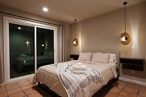 @ Marbella Lane - Moon Designer Home Close to Jtnp