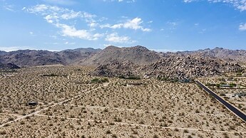 @ Marbella Lane - Moon Designer Home Close to Jtnp