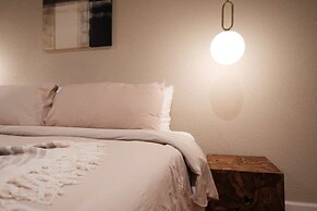 @ Marbella Lane - Moon Designer Home Close to Jtnp